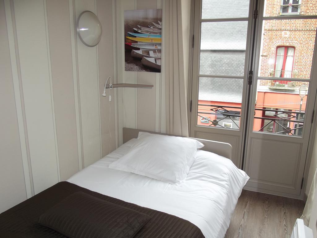 Le Minotel Vitré Habitación foto